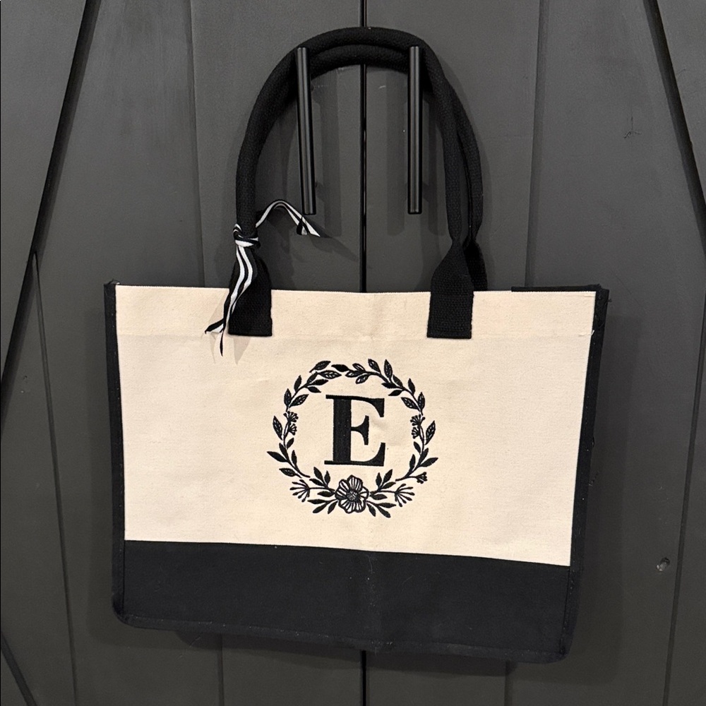 Elegant Black and Cream Tote Bag “E” monogram
